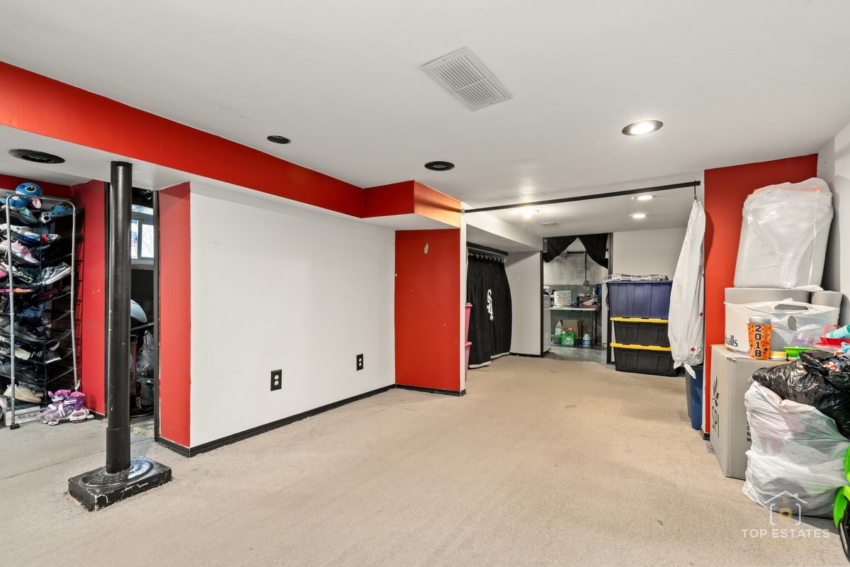 5404 S 72nd Court, Summit, IL 60501