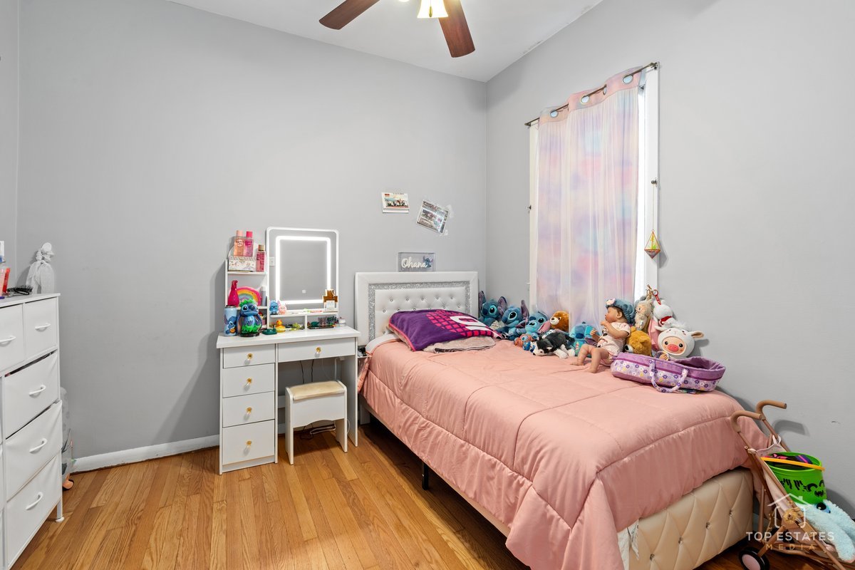 5404 S 72nd Court, Summit, IL 60501