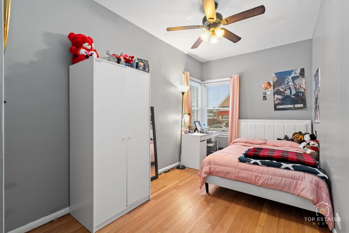 5404 S 72nd Court, Summit, IL 60501