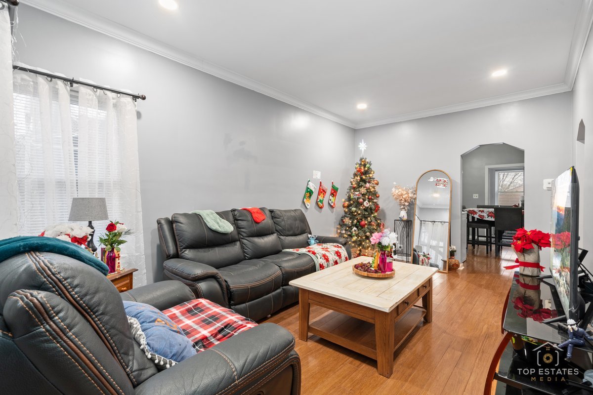 5404 S 72nd Court, Summit, IL 60501