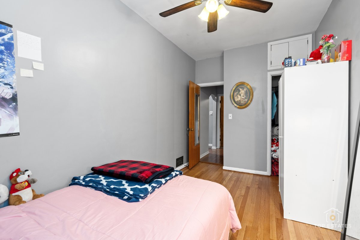 5404 S 72nd Court, Summit, IL 60501