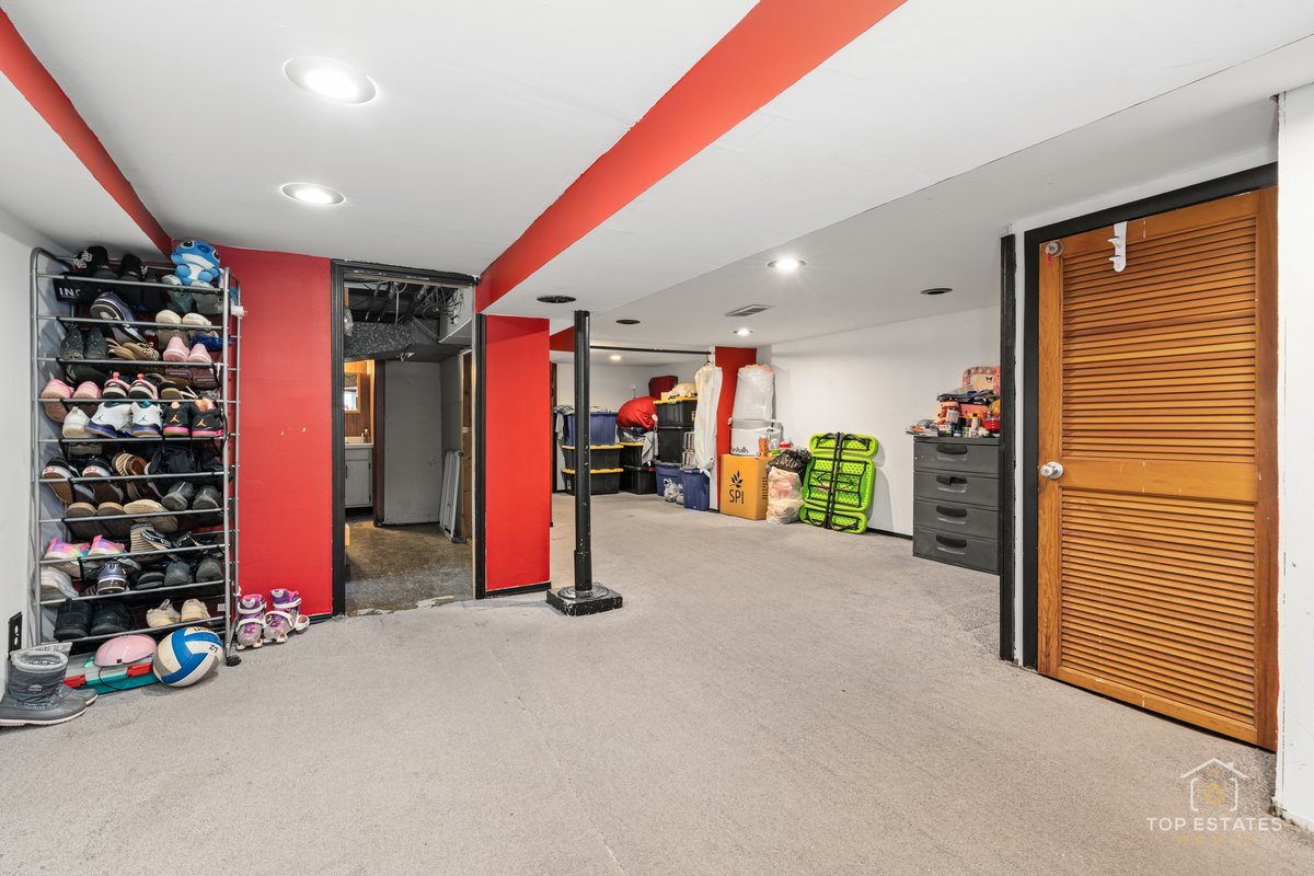 5404 S 72nd Court, Summit, IL 60501