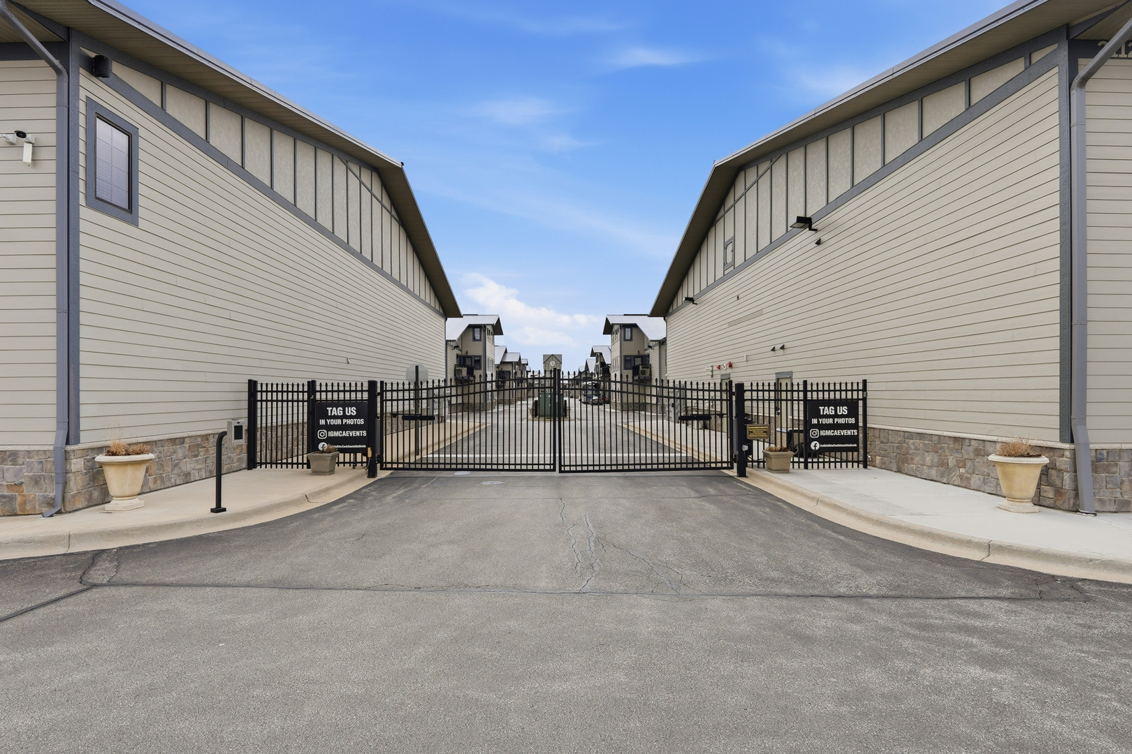 2112 Ferry Road #106, Naperville, IL 60563