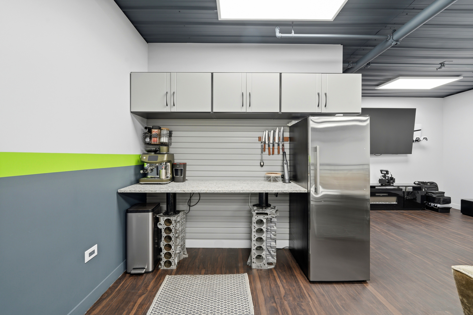 2112 Ferry Road #106, Naperville, IL 60563