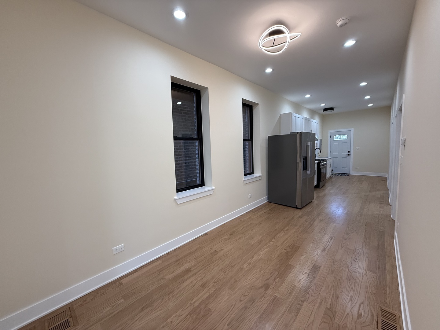 2124 W 18th Place #1, Chicago, IL 60608