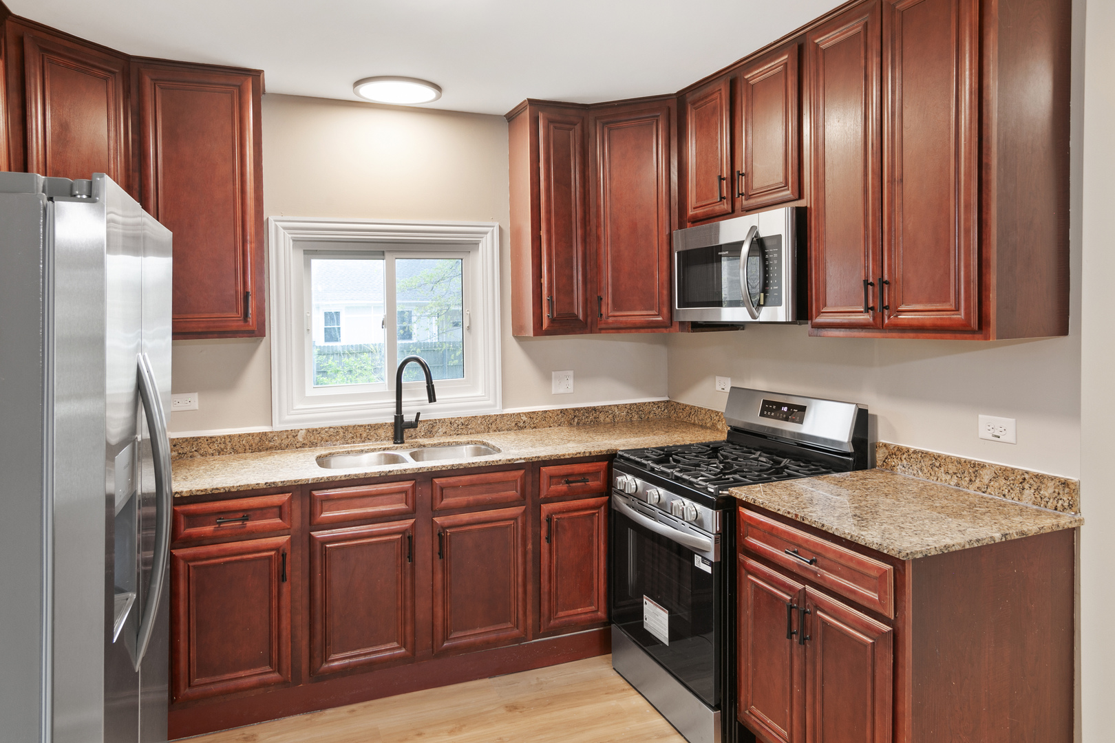 17065 Crane Avenue, Hazel Crest, IL 60429