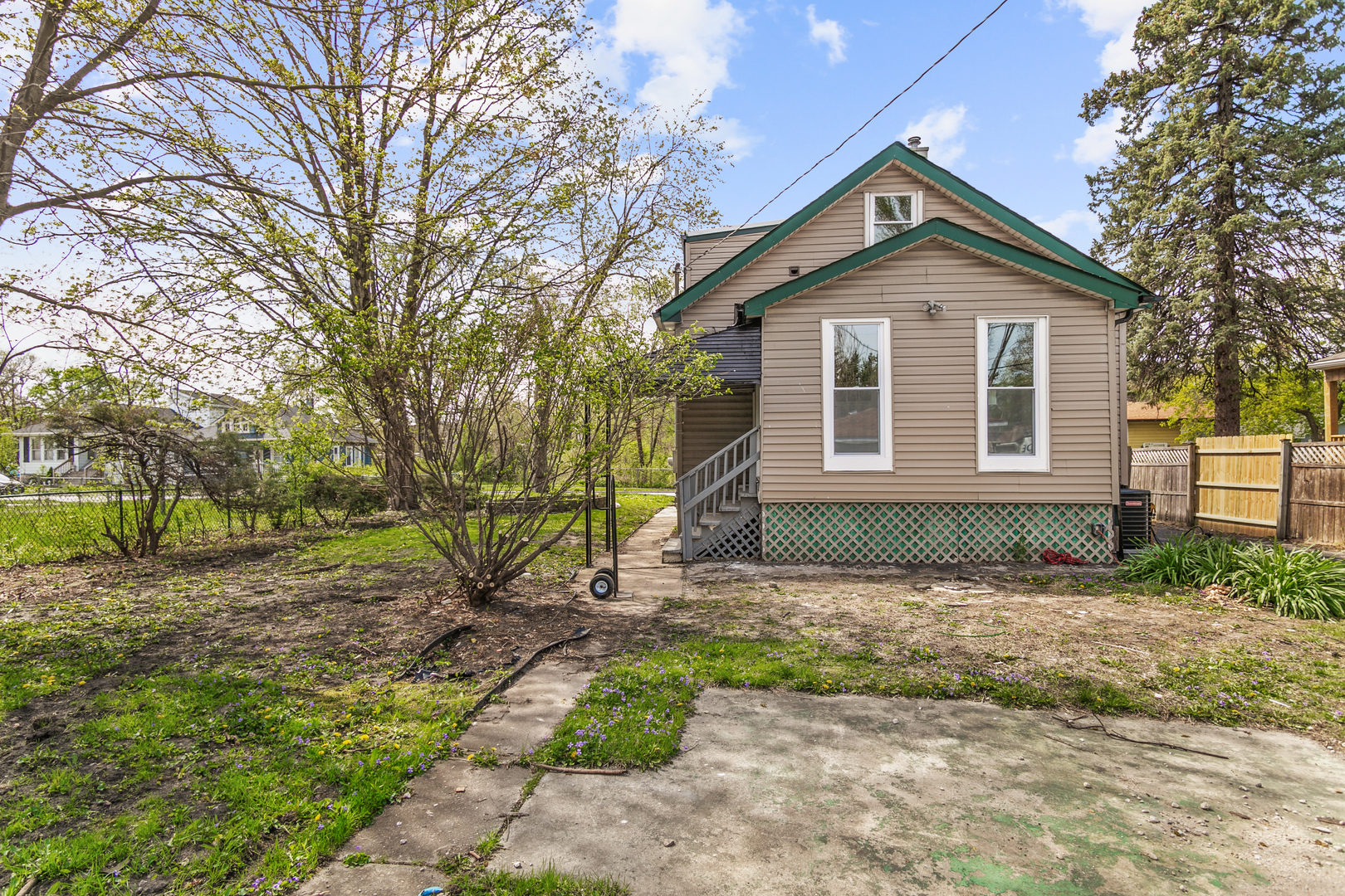 17065 Crane Avenue, Hazel Crest, IL 60429