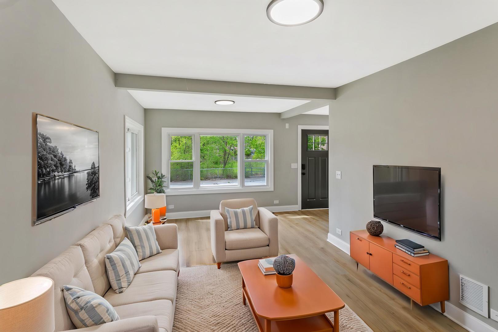 17065 Crane Avenue, Hazel Crest, IL 60429