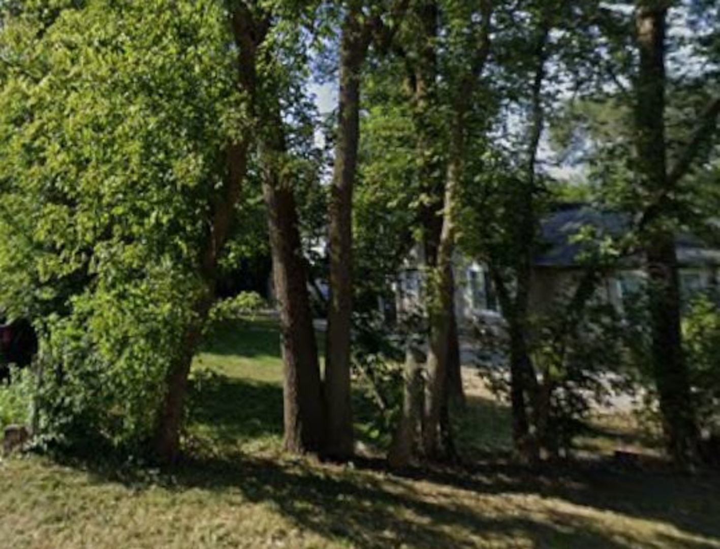 29 Ferndale Drive, Round Lake Beach, IL 60073