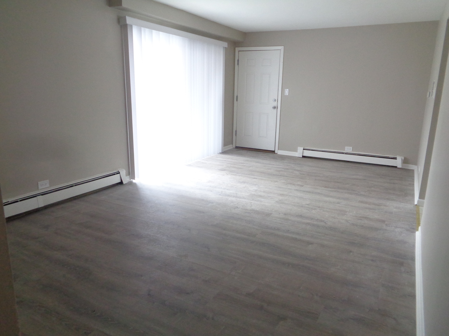 7323 W 79th Street #B, Bridgeview, IL 60455