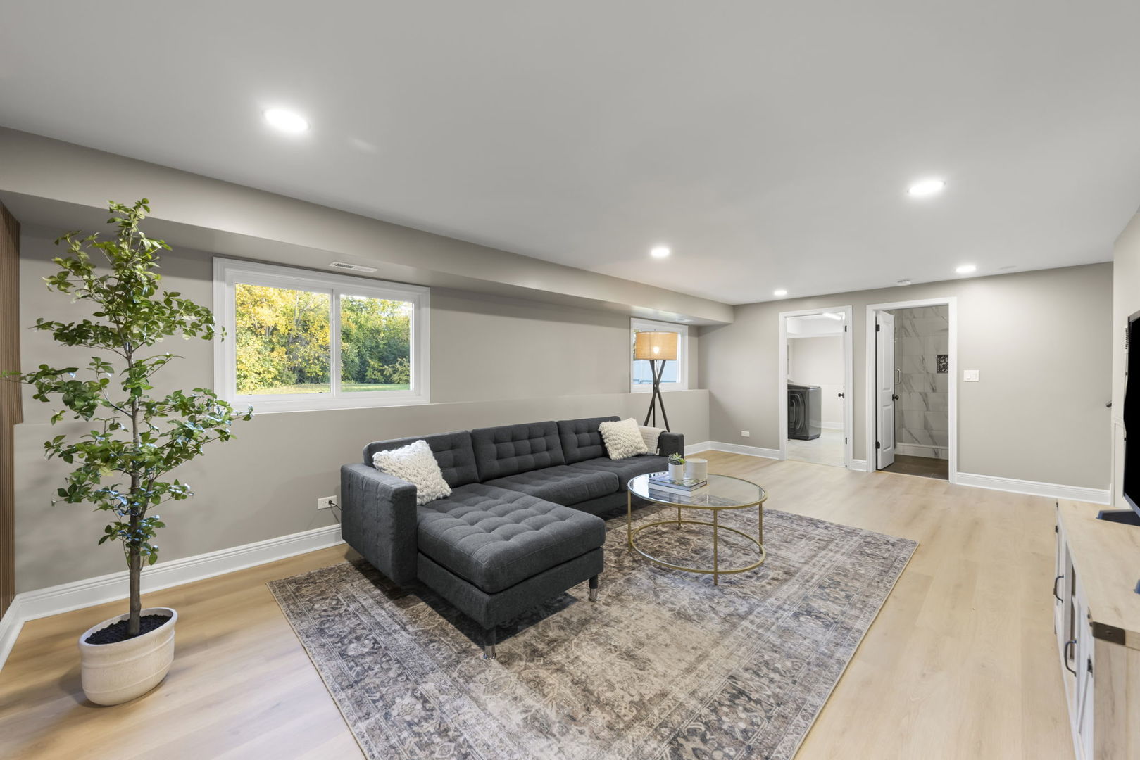 641 N Highview Avenue, Addison, IL 60101