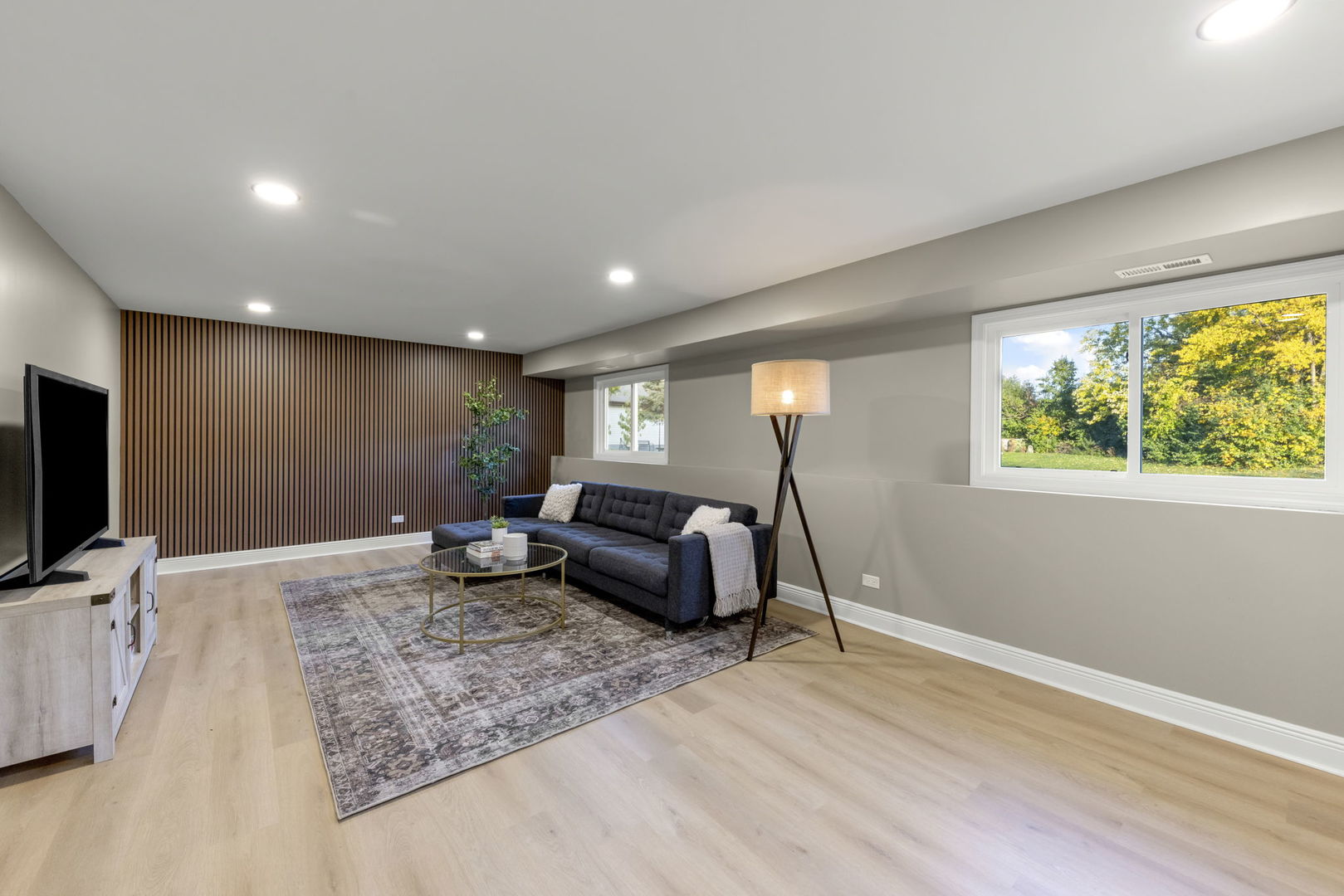 641 N Highview Avenue, Addison, IL 60101