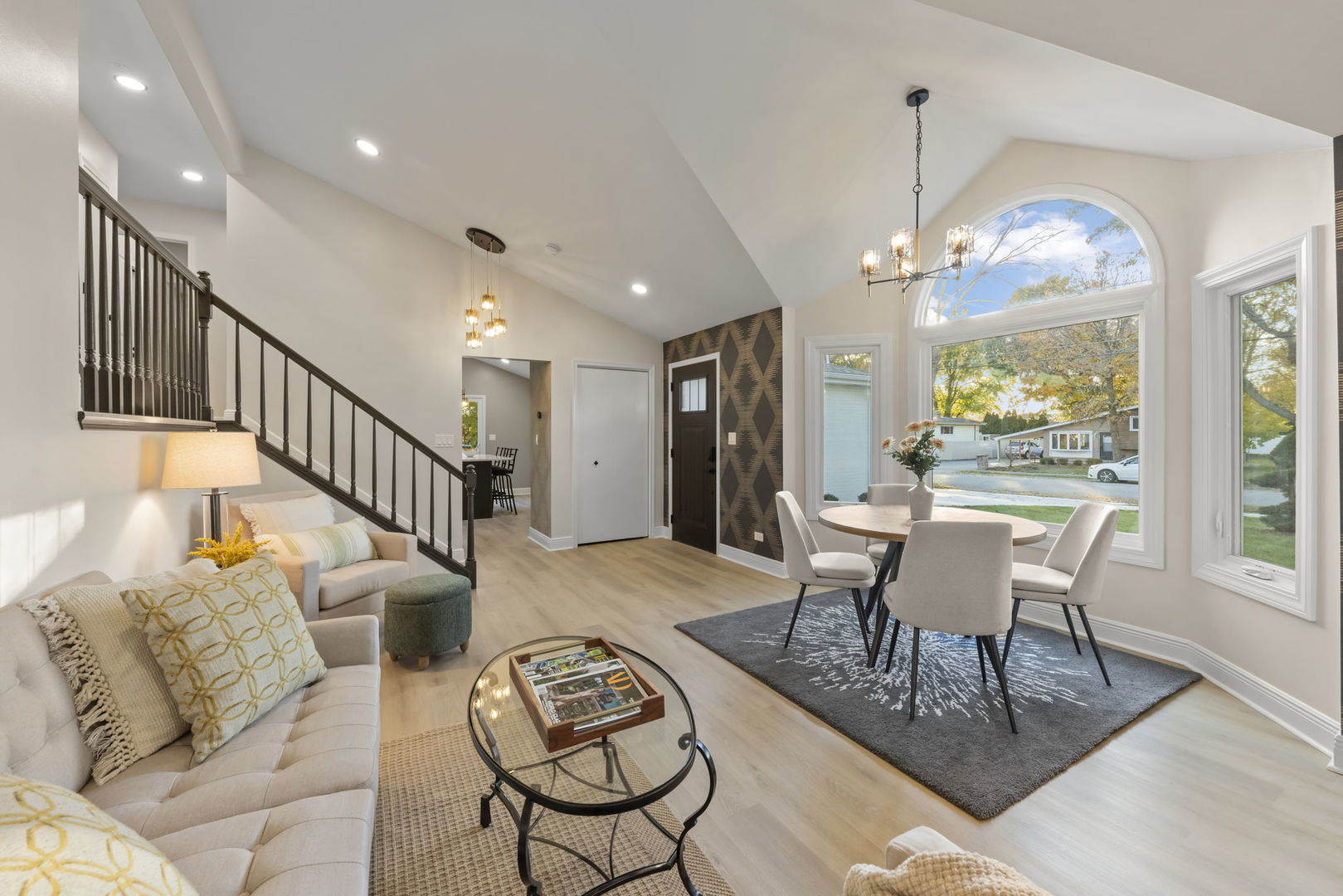 641 N Highview Avenue, Addison, IL 60101