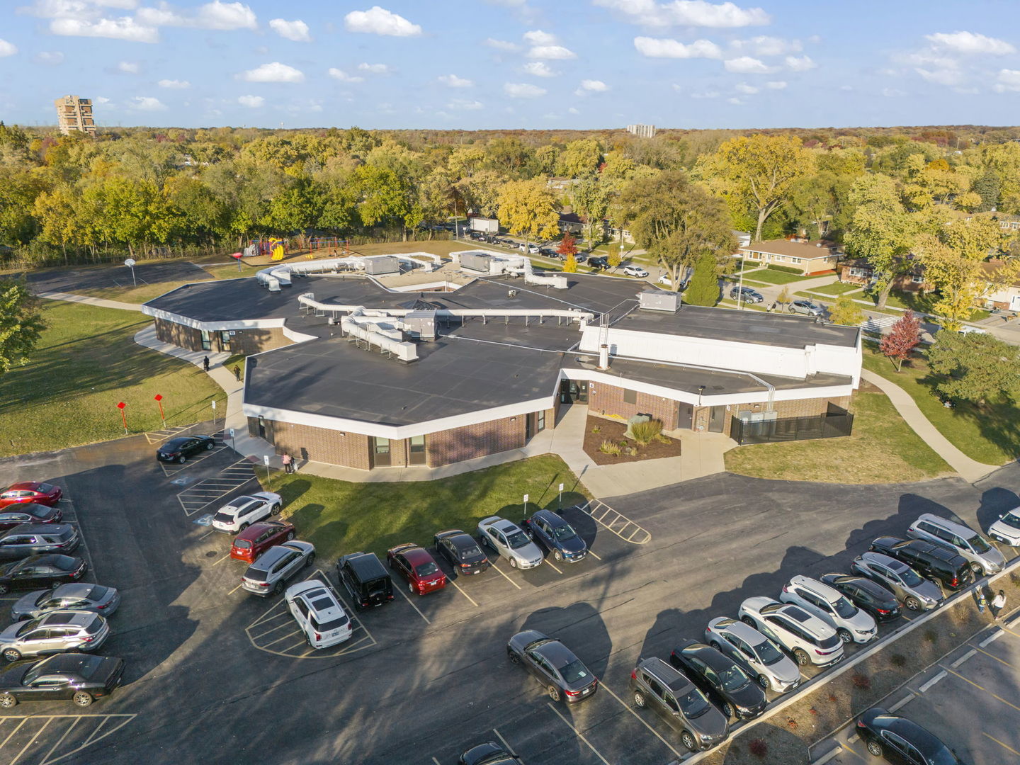 641 N Highview Avenue, Addison, IL 60101