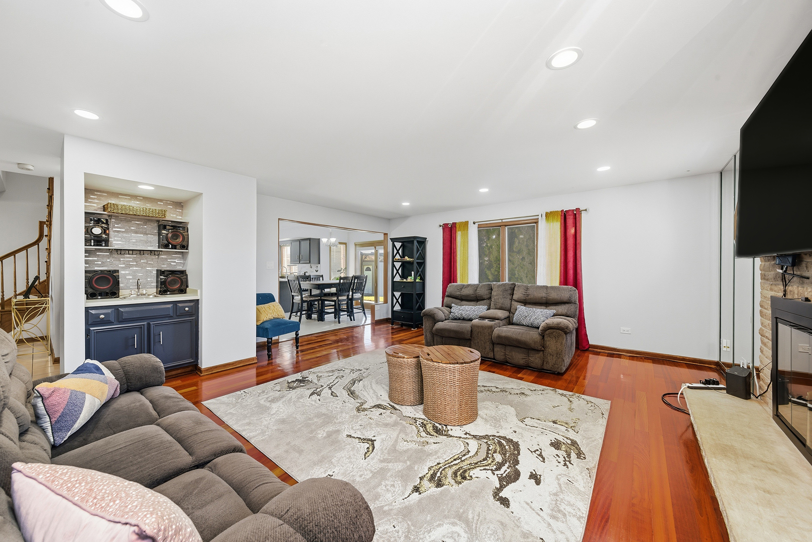 7435 W 157th Street, Orland Park, IL 60462