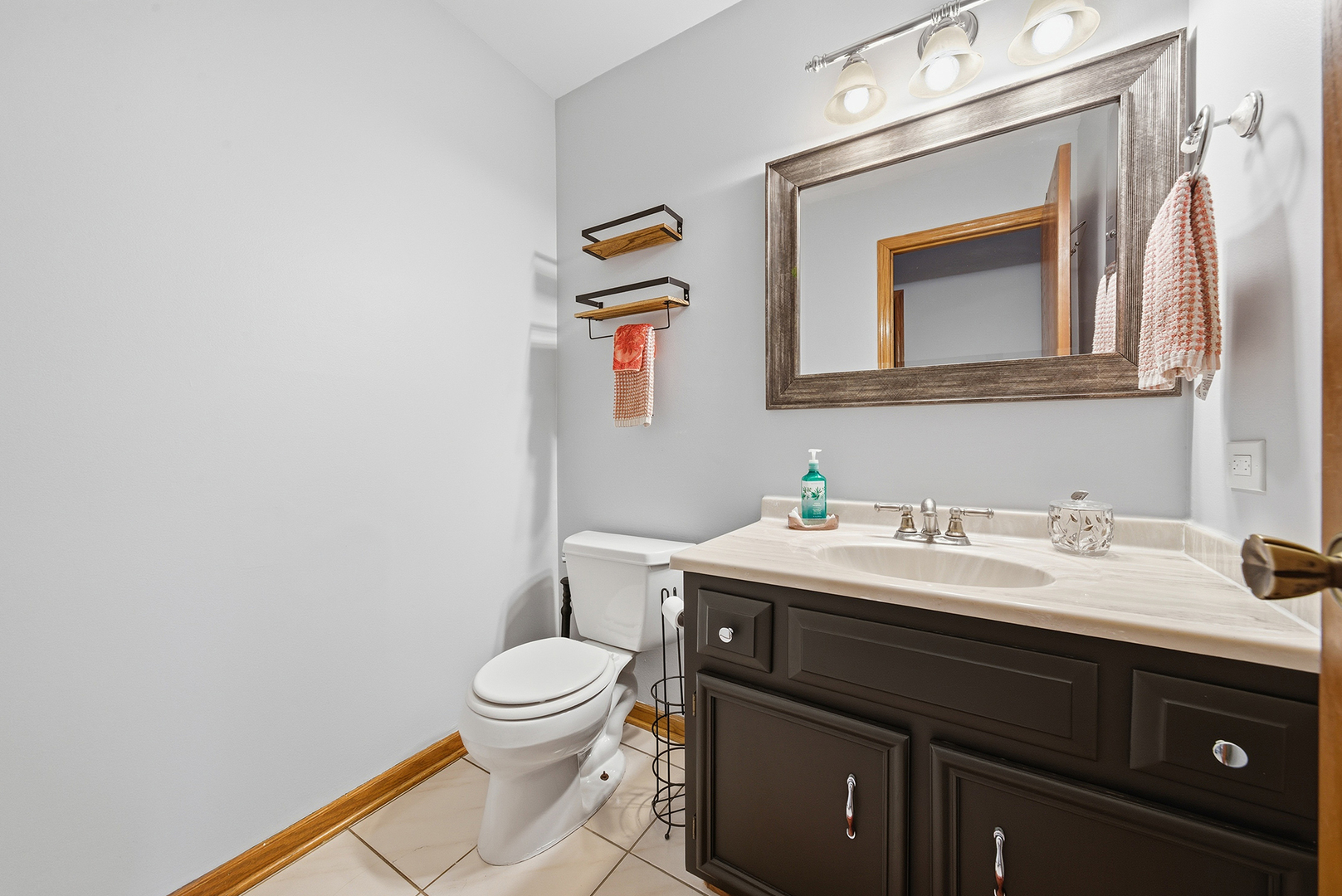 7435 W 157th Street, Orland Park, IL 60462