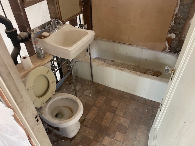 2525 Davisson Street, River Grove, IL 60171