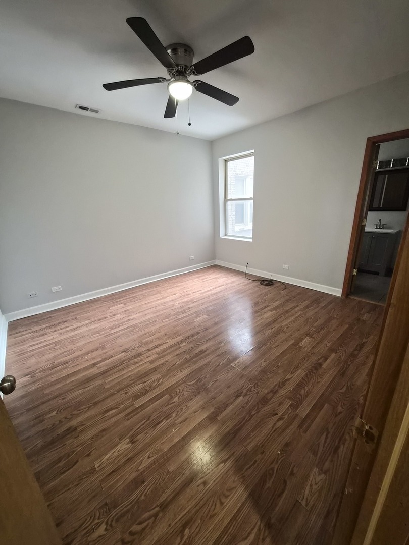 4828 S Indiana Avenue #201, Chicago, IL 60615