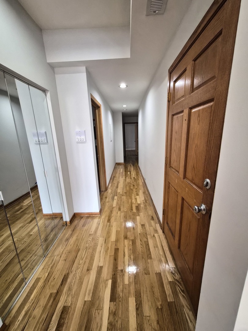 4828 S Indiana Avenue #201, Chicago, IL 60615