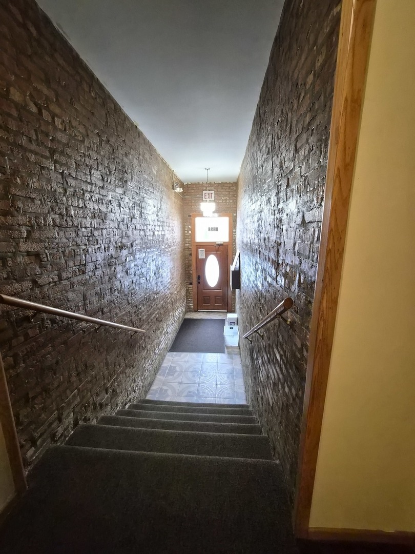 4828 S Indiana Avenue #201, Chicago, IL 60615