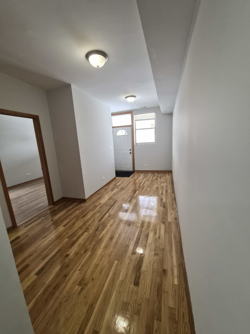 4828 S Indiana Avenue #201, Chicago, IL 60615