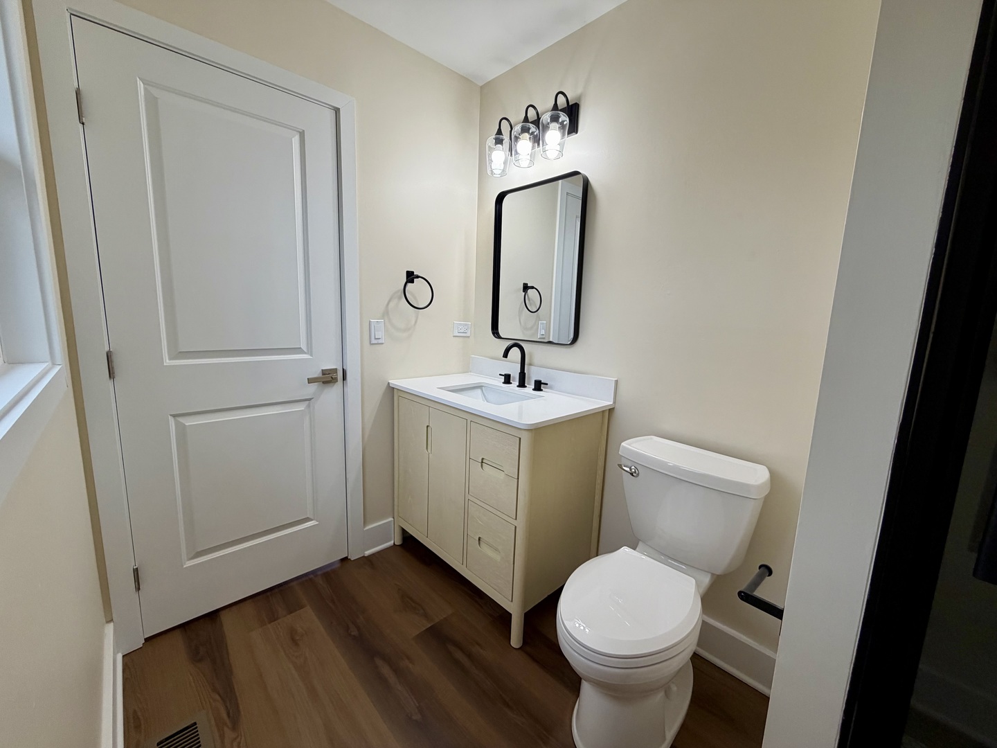 54 Brantwood Avenue, Elk Grove Village, IL 60007