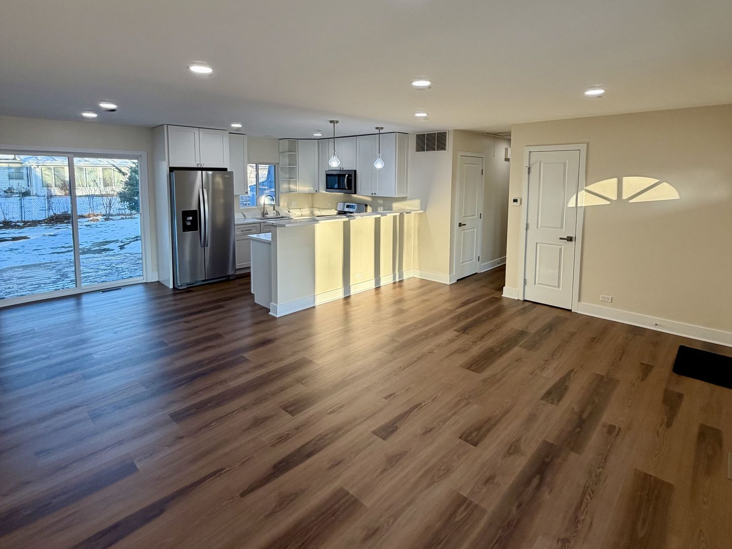 54 Brantwood Avenue, Elk Grove Village, IL 60007