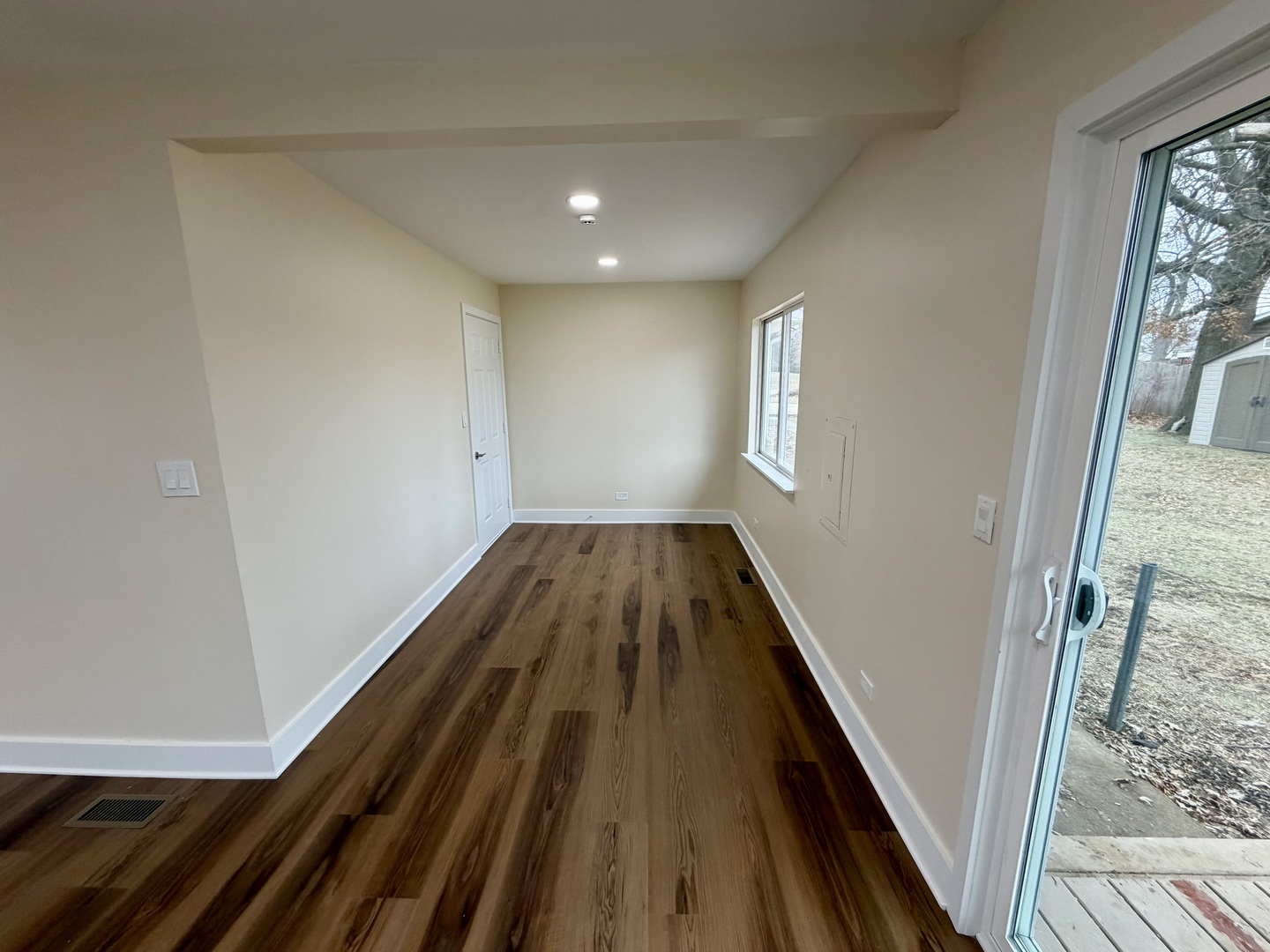 54 Brantwood Avenue, Elk Grove Village, IL 60007