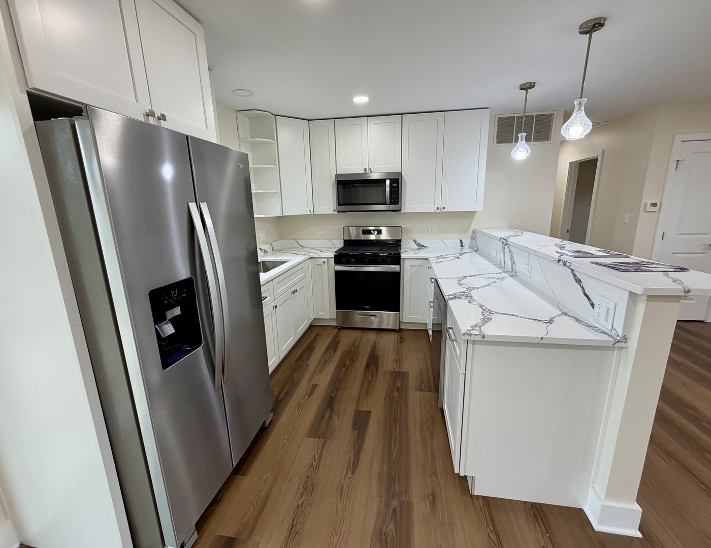 54 Brantwood Avenue, Elk Grove Village, IL 60007