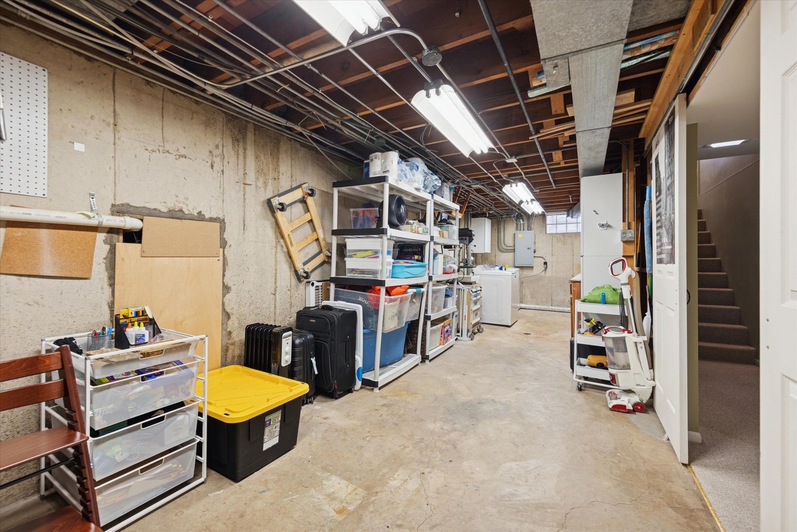 31 E Washington Boulevard, Lombard, IL 60148