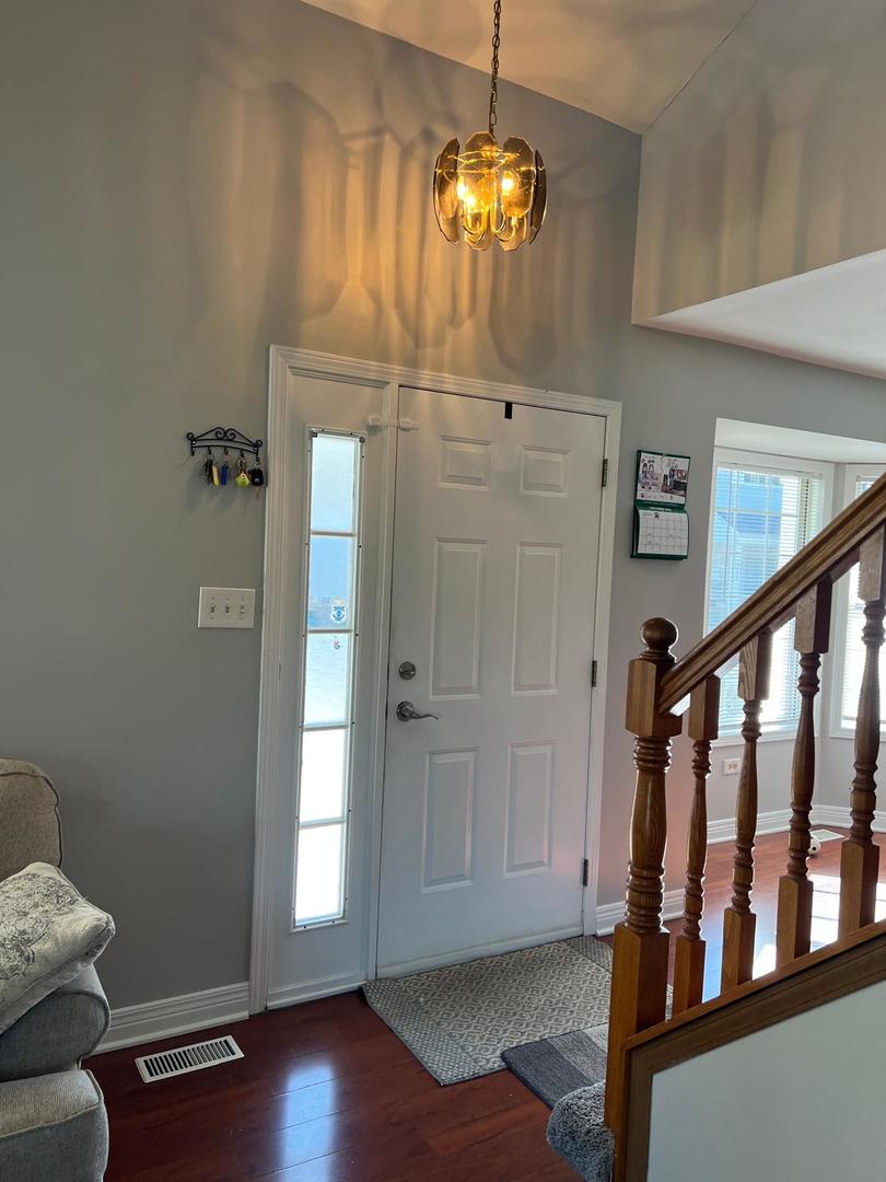 3496 Willowview Court #3496, Aurora, IL 60504