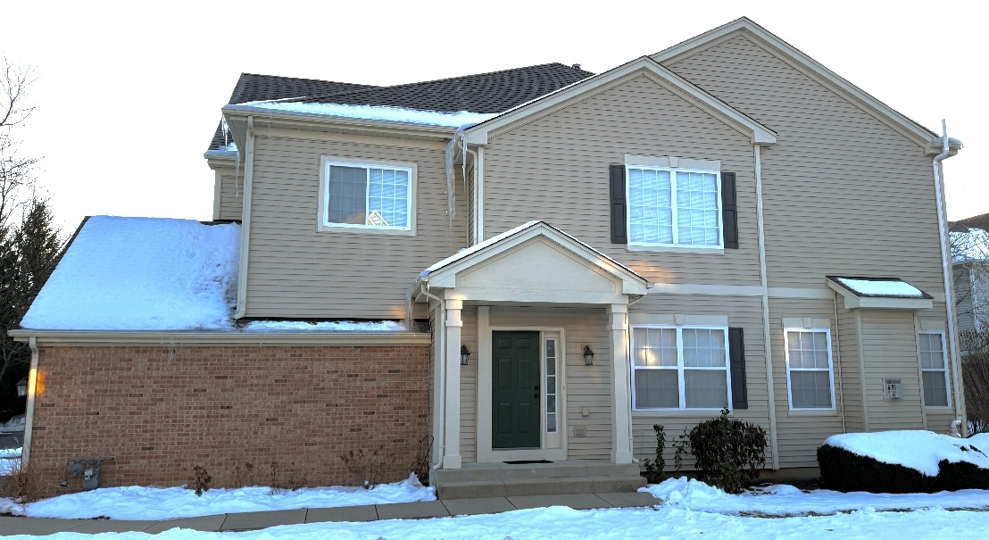 6073 Canterbury Lane #33-5, Hoffman Estates, IL 60192