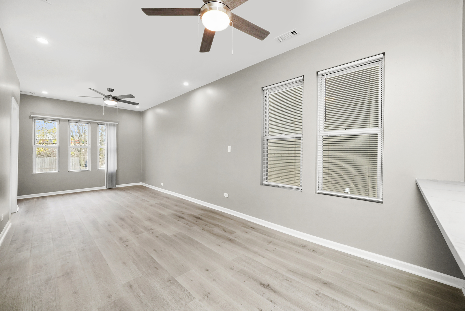 3328 S Damen Avenue, Chicago, IL 60608