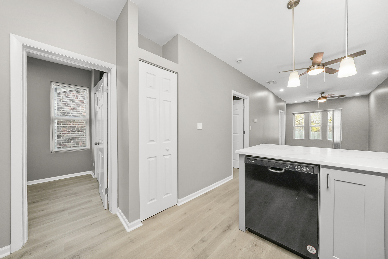 3328 S Damen Avenue, Chicago, IL 60608