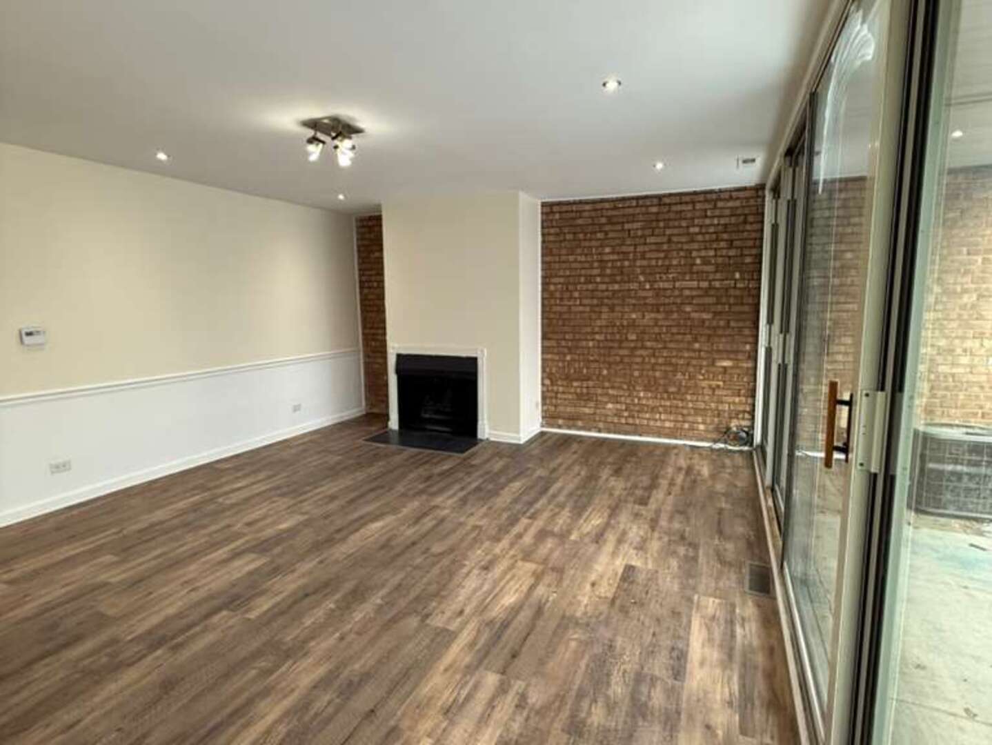 5900 FOREST VIEW Road #1A, Lisle, IL 60532