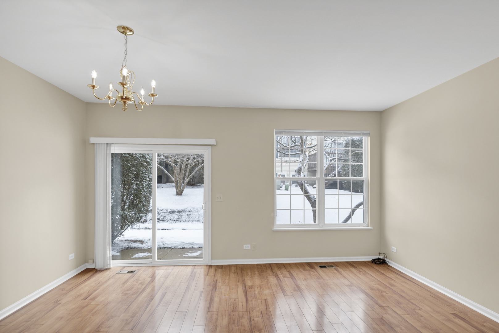 573 Telluride Drive, Gilberts, IL 60136