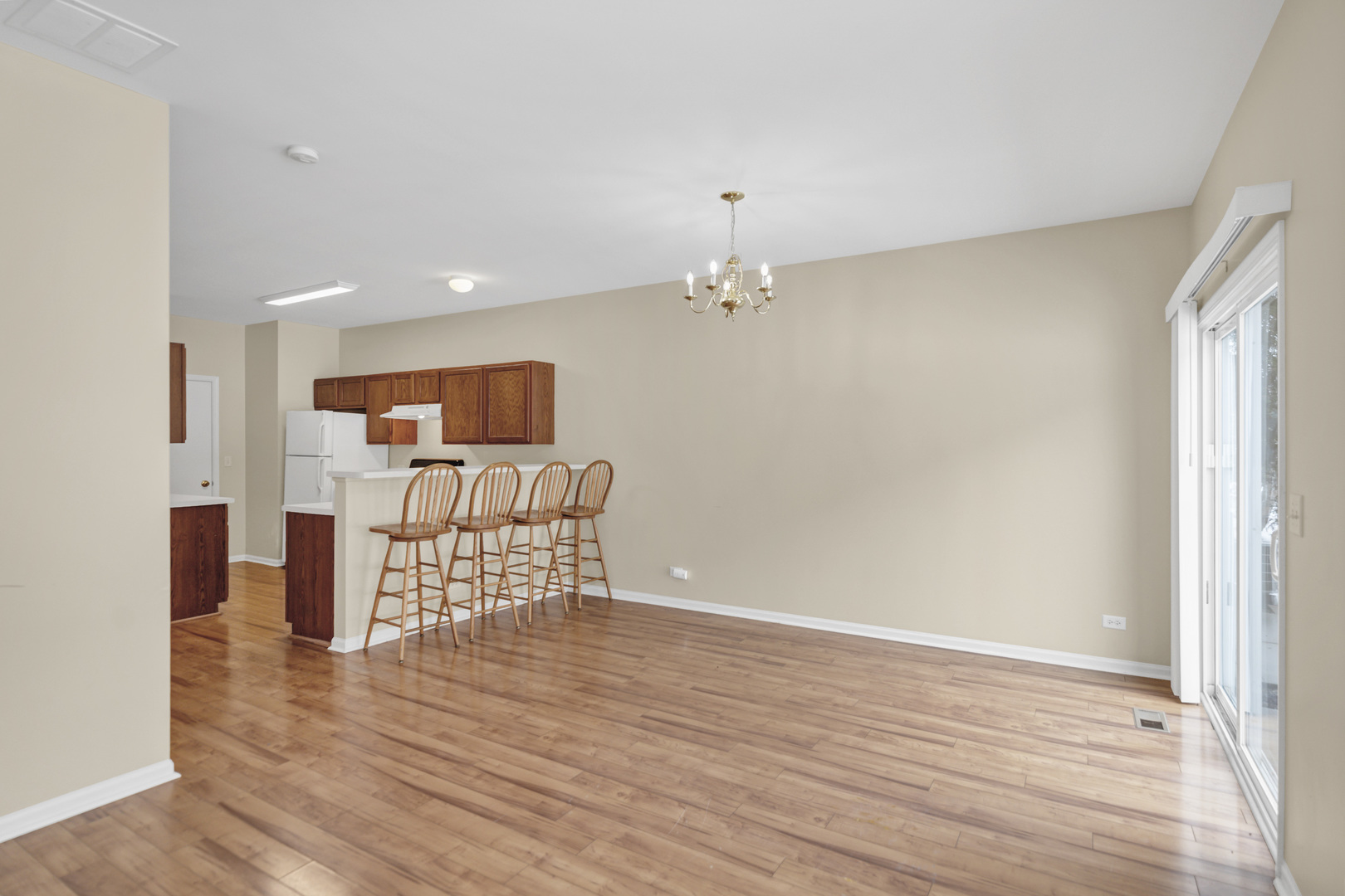 573 Telluride Drive, Gilberts, IL 60136