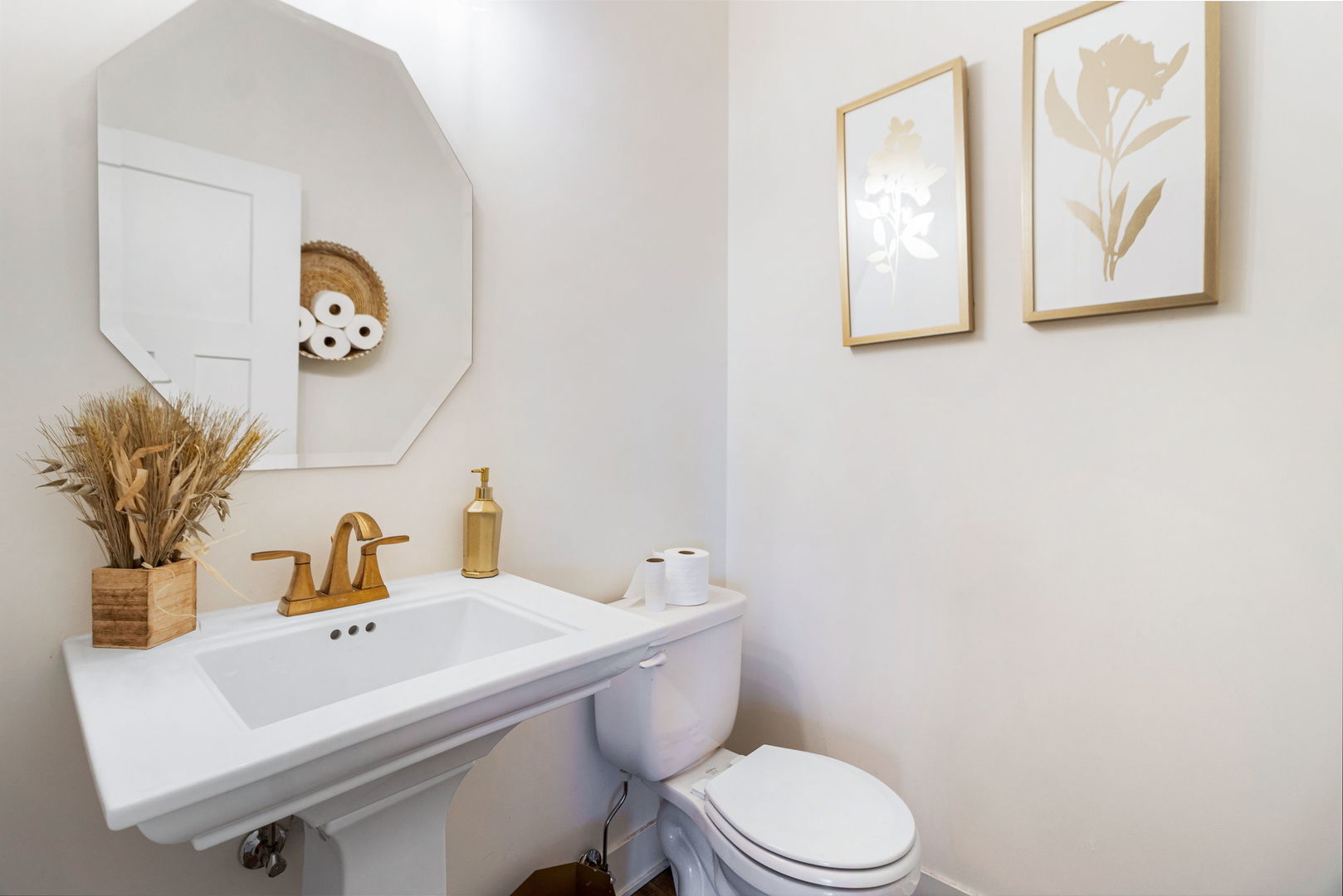 21042 Coventry Circle, Shorewood, IL 60404