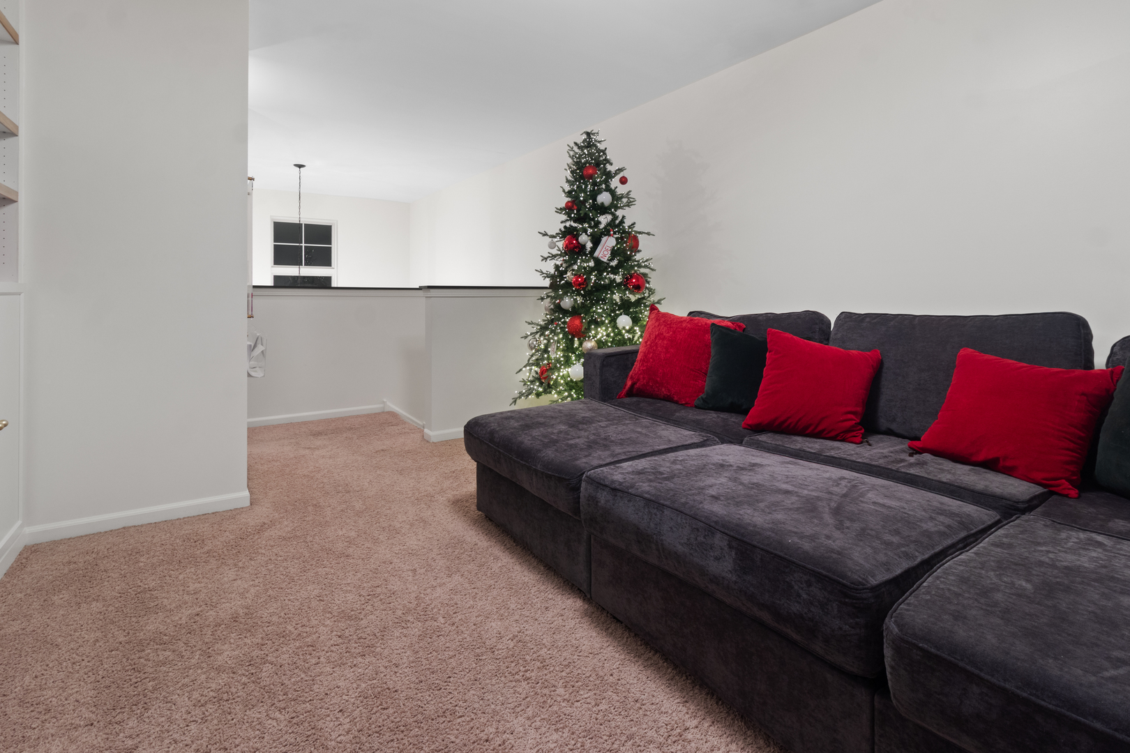 1286 Newport Circle, Pingree Grove, IL 60140