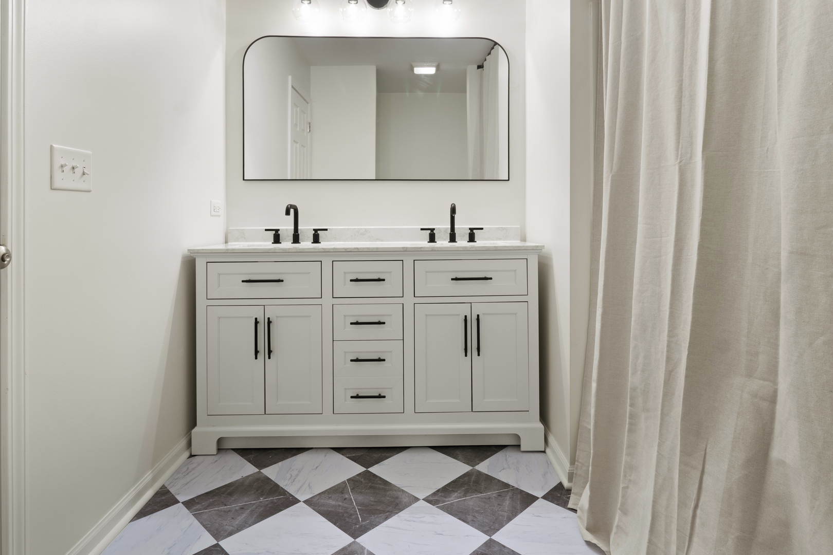 1286 Newport Circle, Pingree Grove, IL 60140