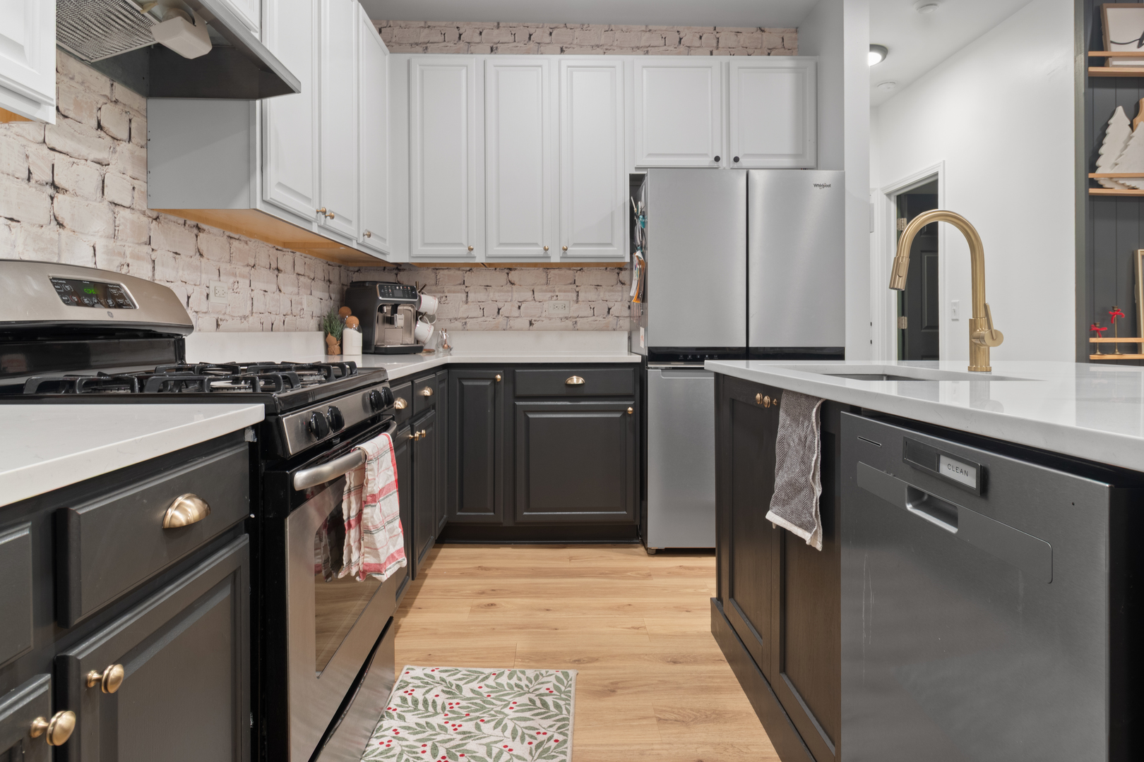 1286 Newport Circle, Pingree Grove, IL 60140