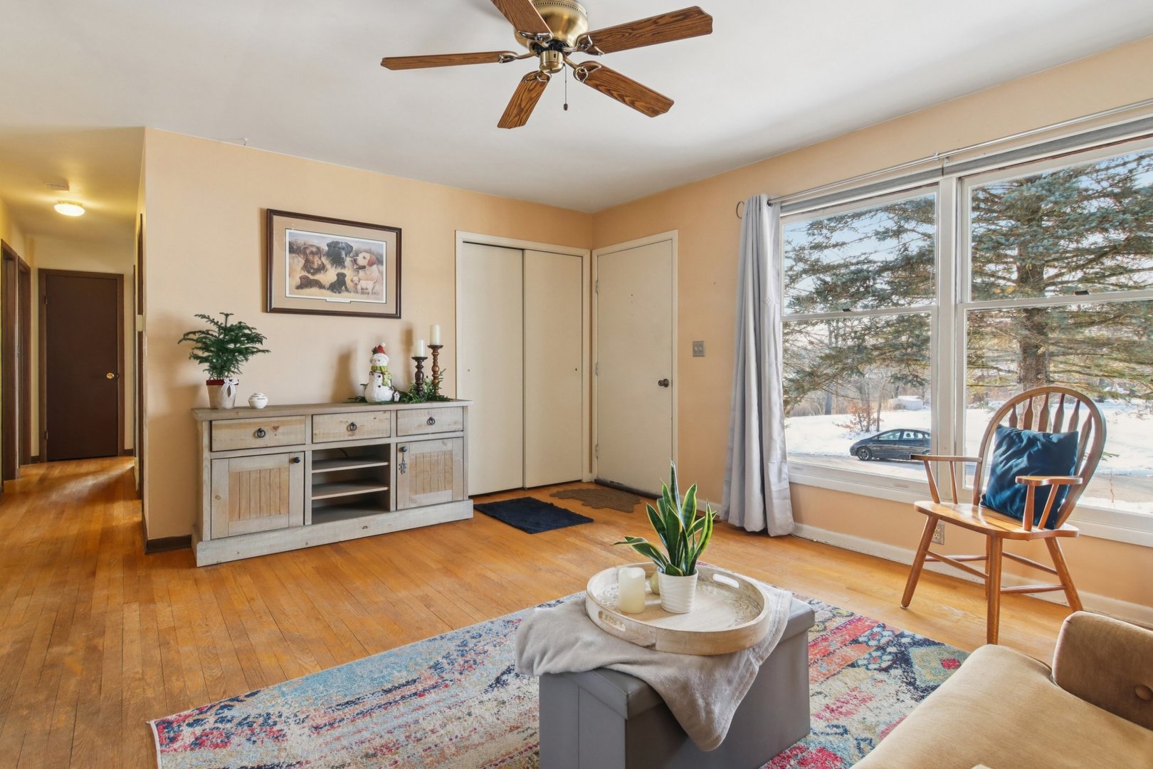 2502 E Chestnut Drive, Wonder Lake, IL 60097