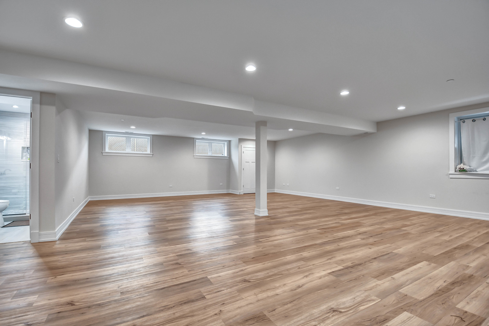 8332 S 78th Court, Justice, IL 60458