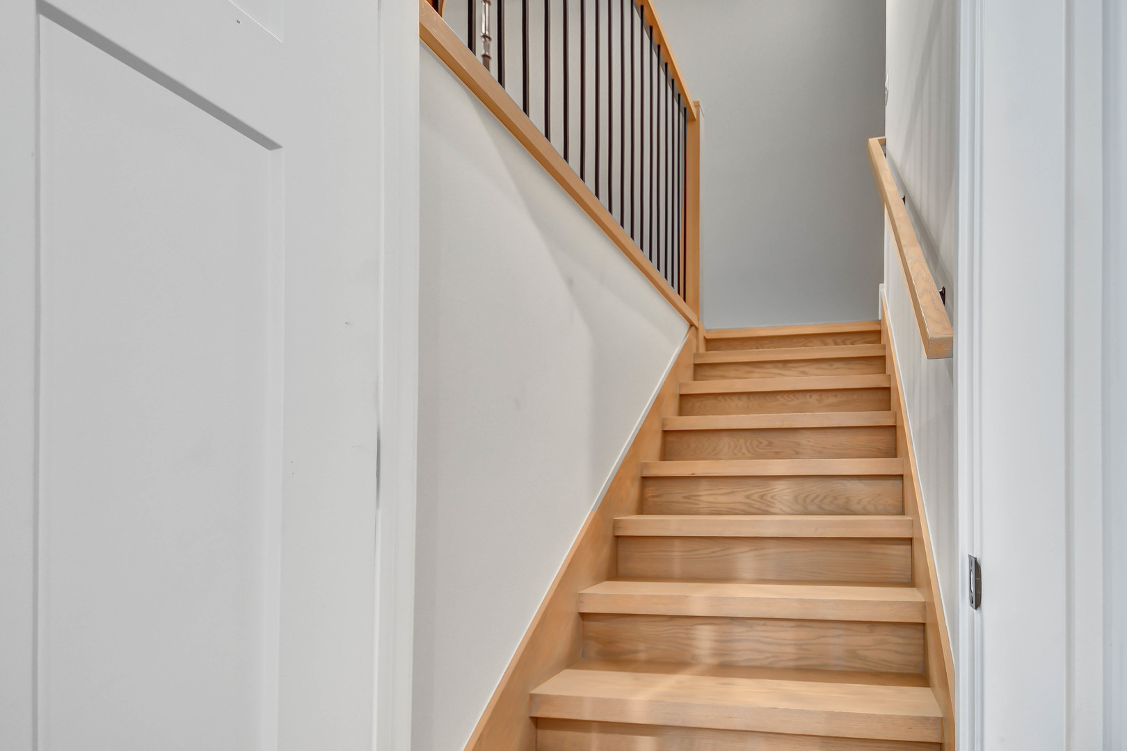 8332 S 78th Court, Justice, IL 60458