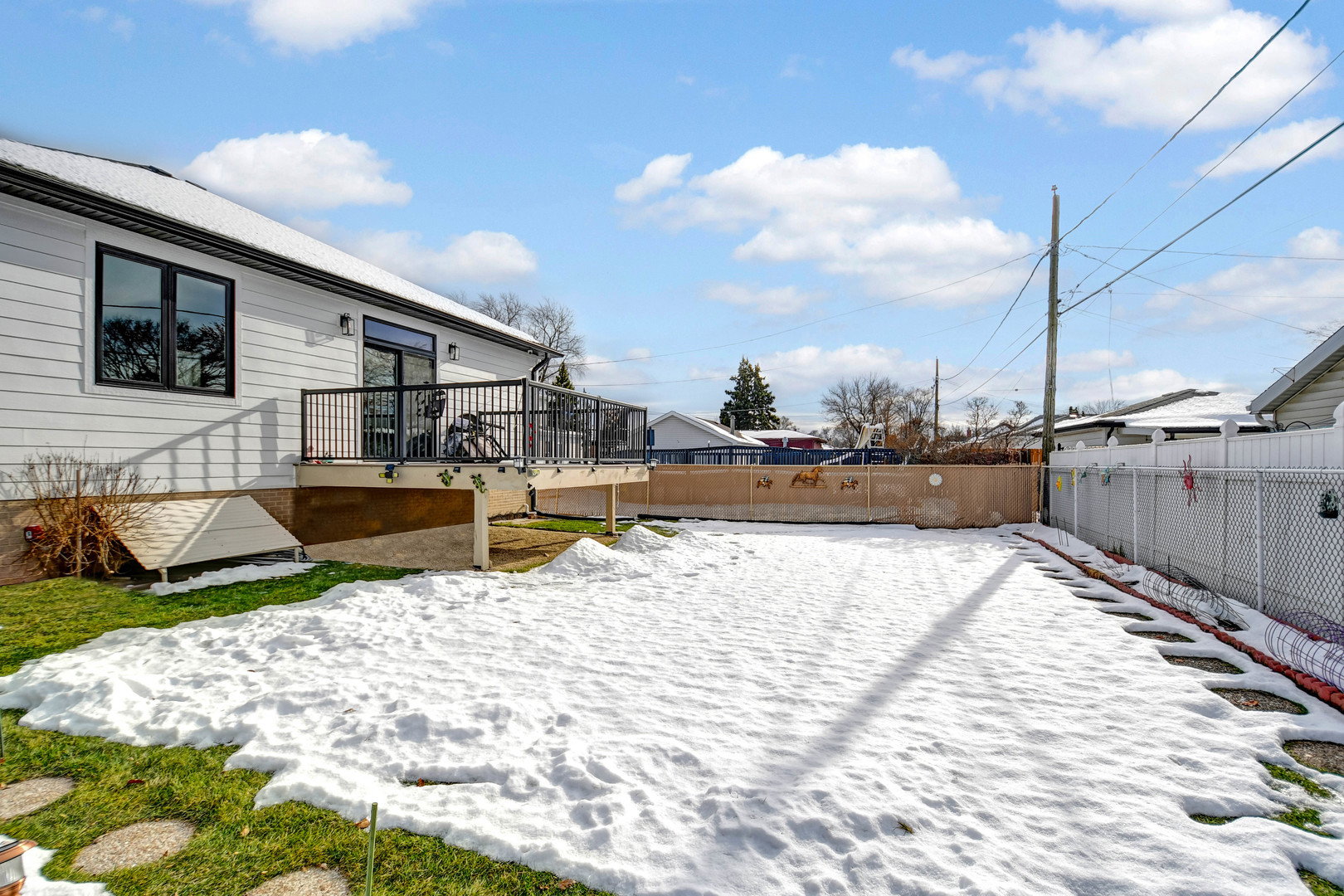 8332 S 78th Court, Justice, IL 60458