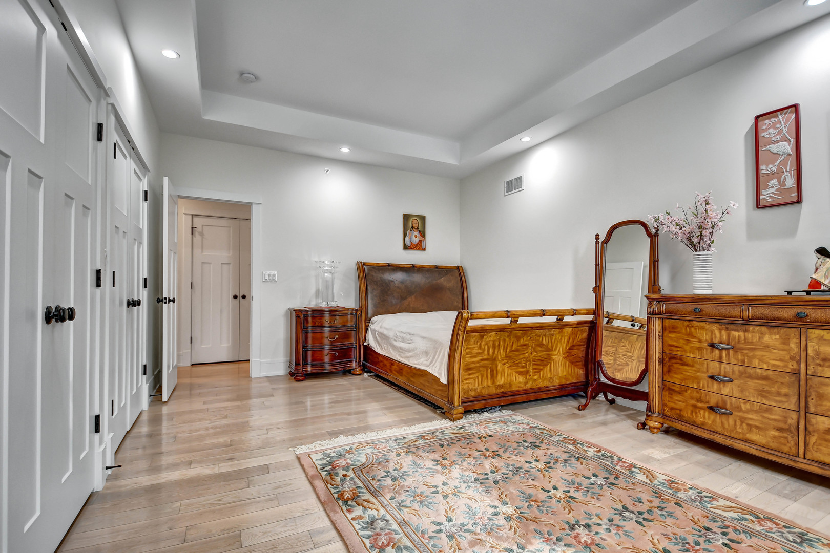 8332 S 78th Court, Justice, IL 60458