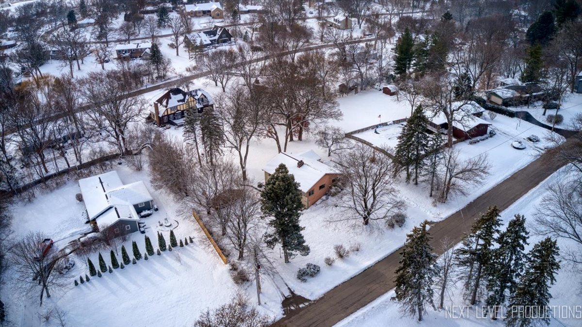 38W443 Sunset Drive, St. Charles, IL 60175