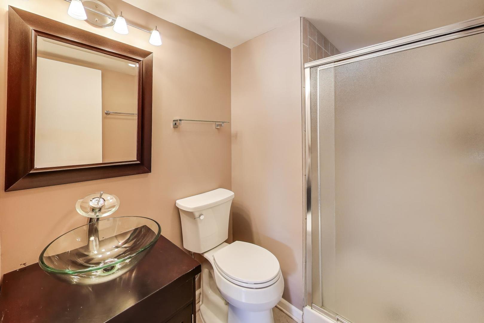 180 N Prairie Drive, Addison, IL 60101