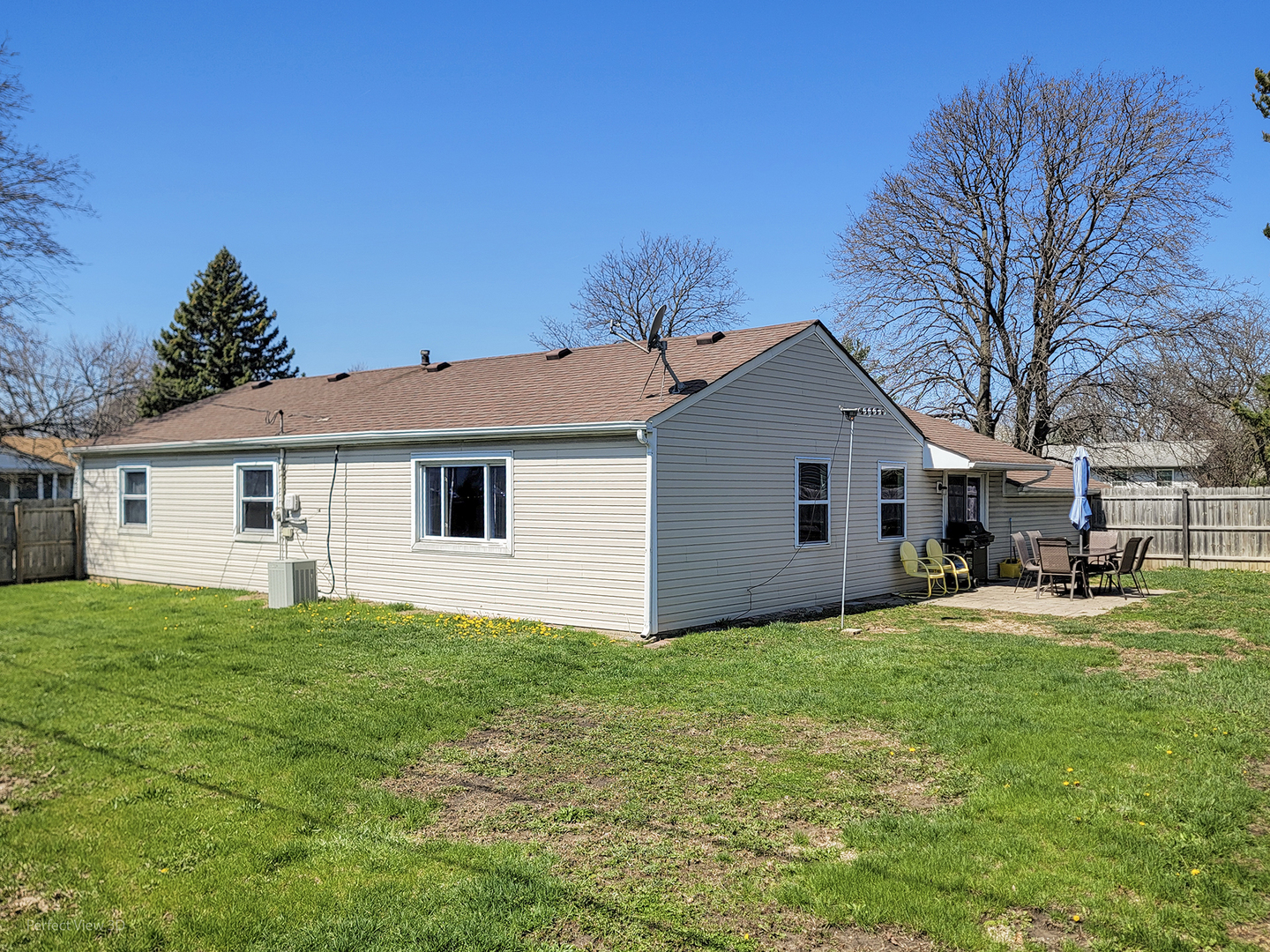 252 S Ashbury Avenue, Bolingbrook, IL 60440