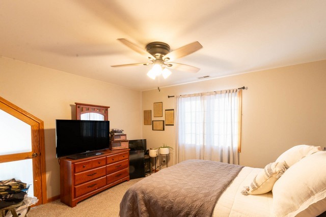 24121 64th Place, Salem, WI 53168